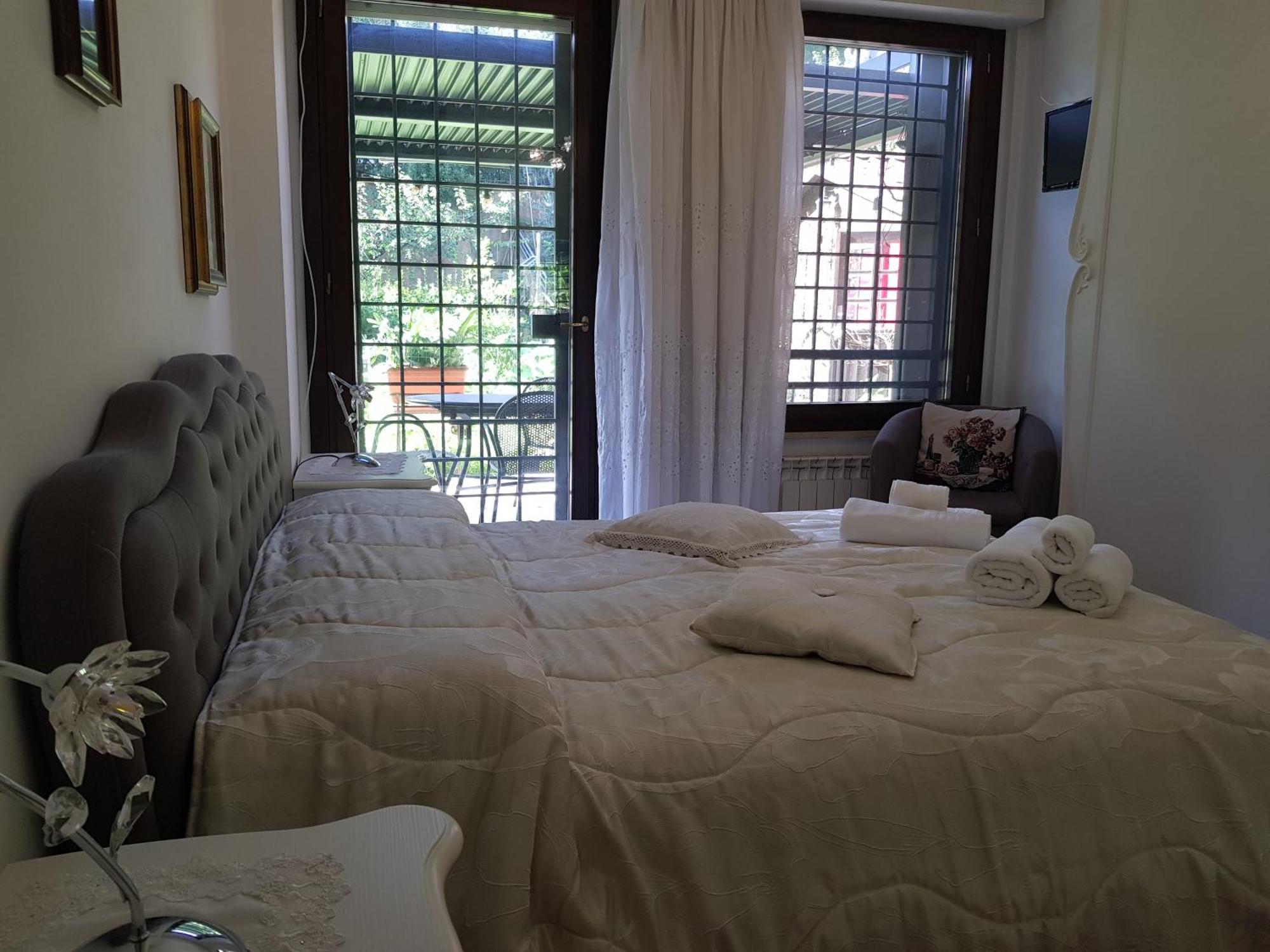 Eur Charme Apt&Garden Rome Luaran gambar